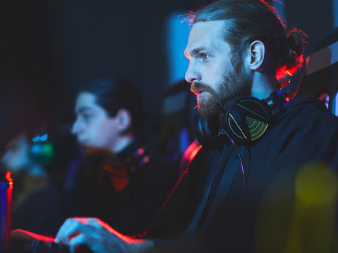 خرید اکانت پرمیوم بازی